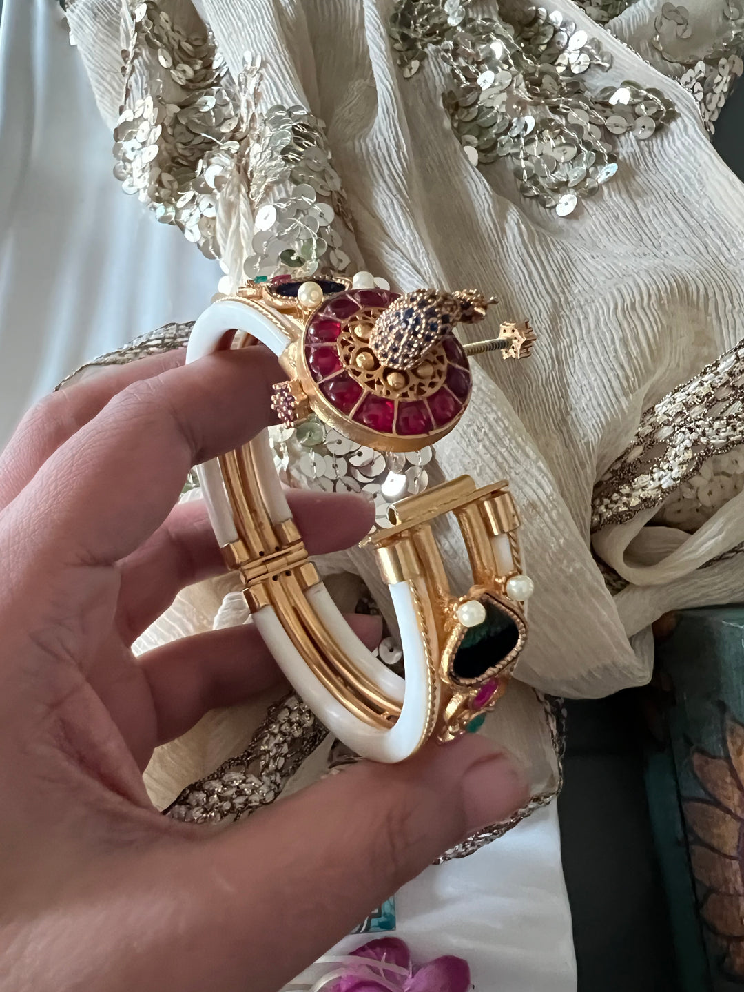 Exquisite Kundan Kada - Unparalleled Quality and Style