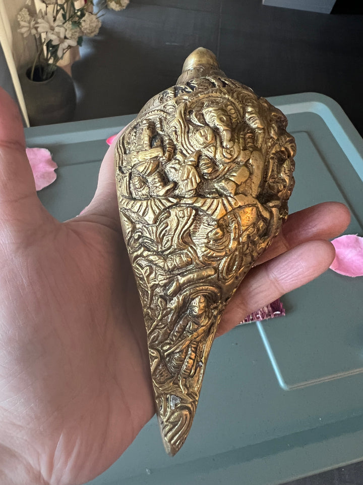 Antique Brass Shankh: Divine Resonance
