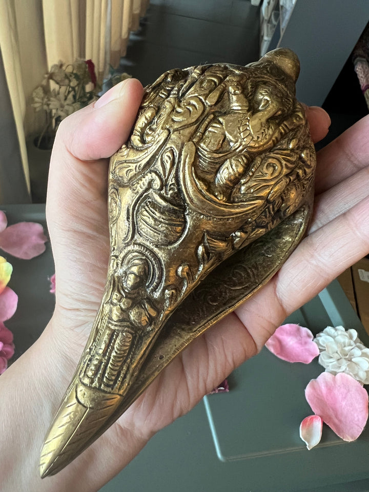 Antique Brass Shankh: Divine Resonance