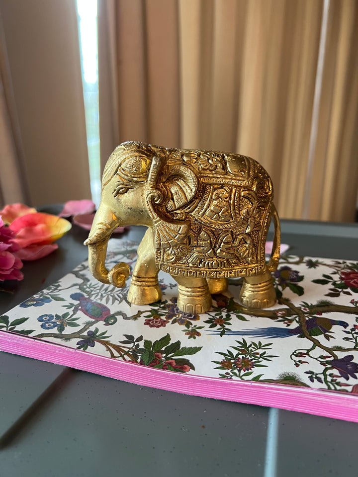 Antique Brass Elephant: Majestic Elegance