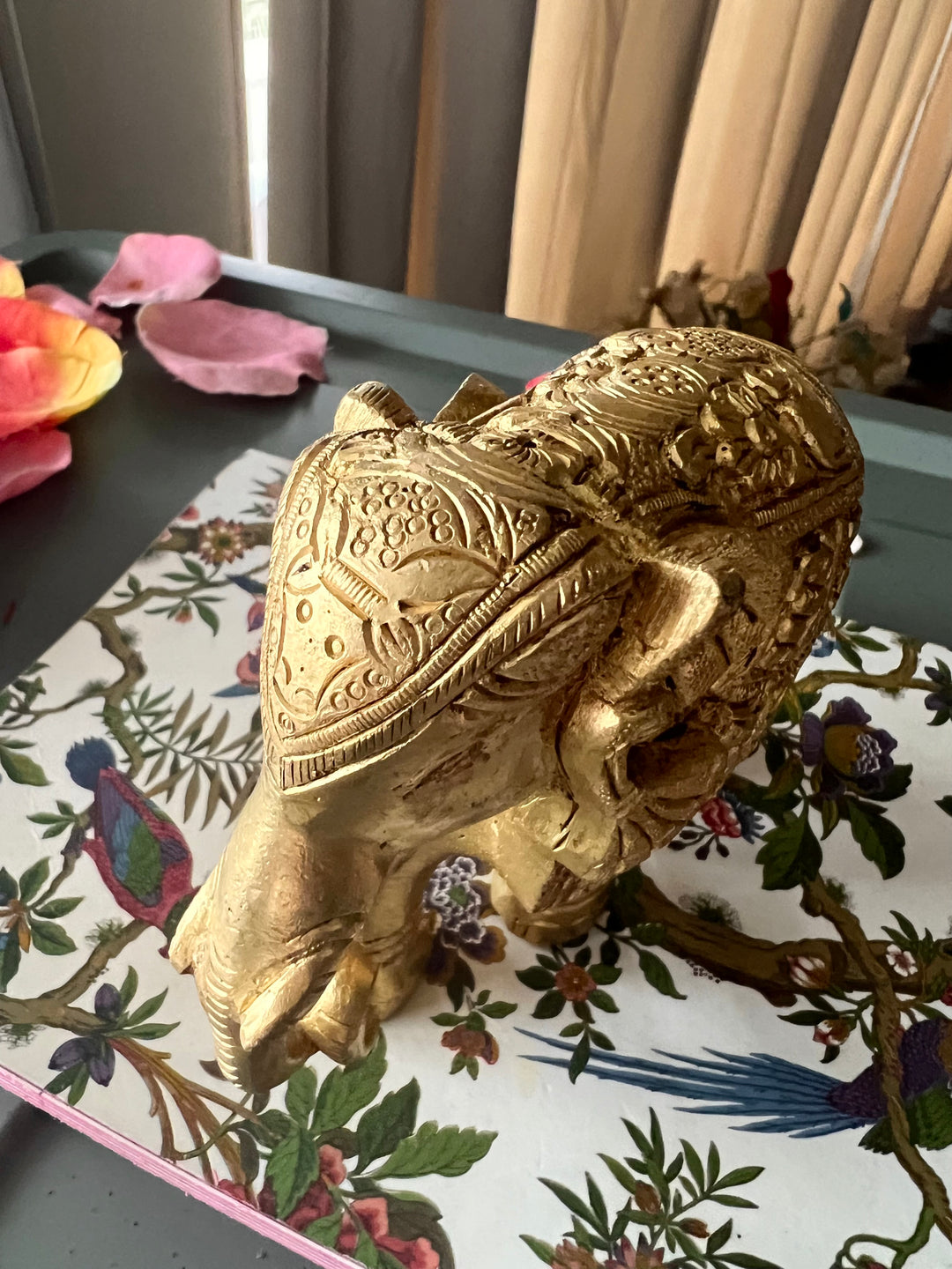 Antique Brass Elephant: Majestic Elegance