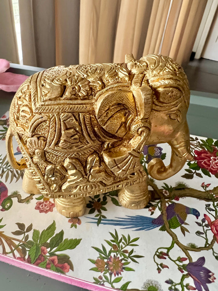 Antique Brass Elephant: Majestic Elegance