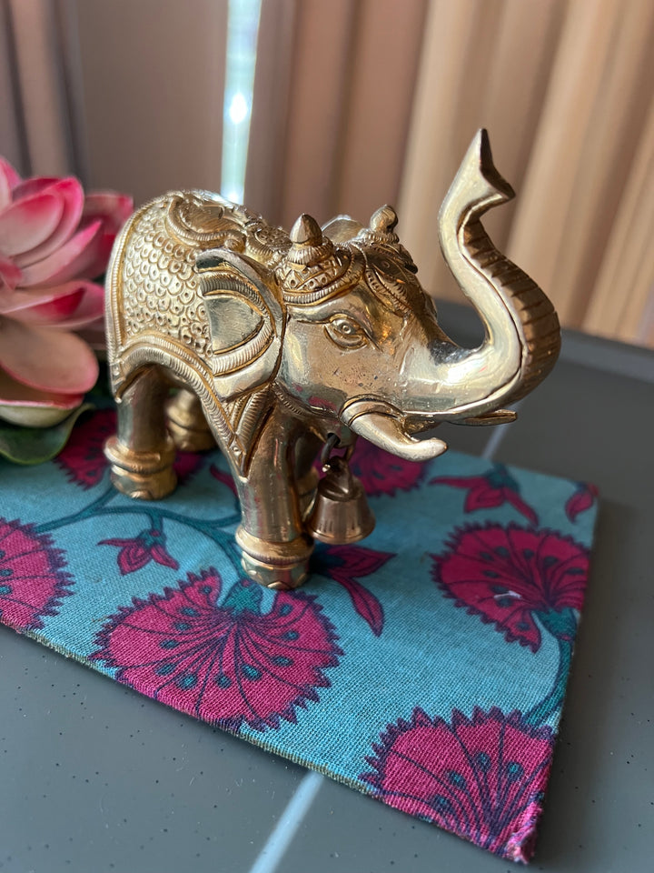 Antique Brass Elephant: Majestic Elegance