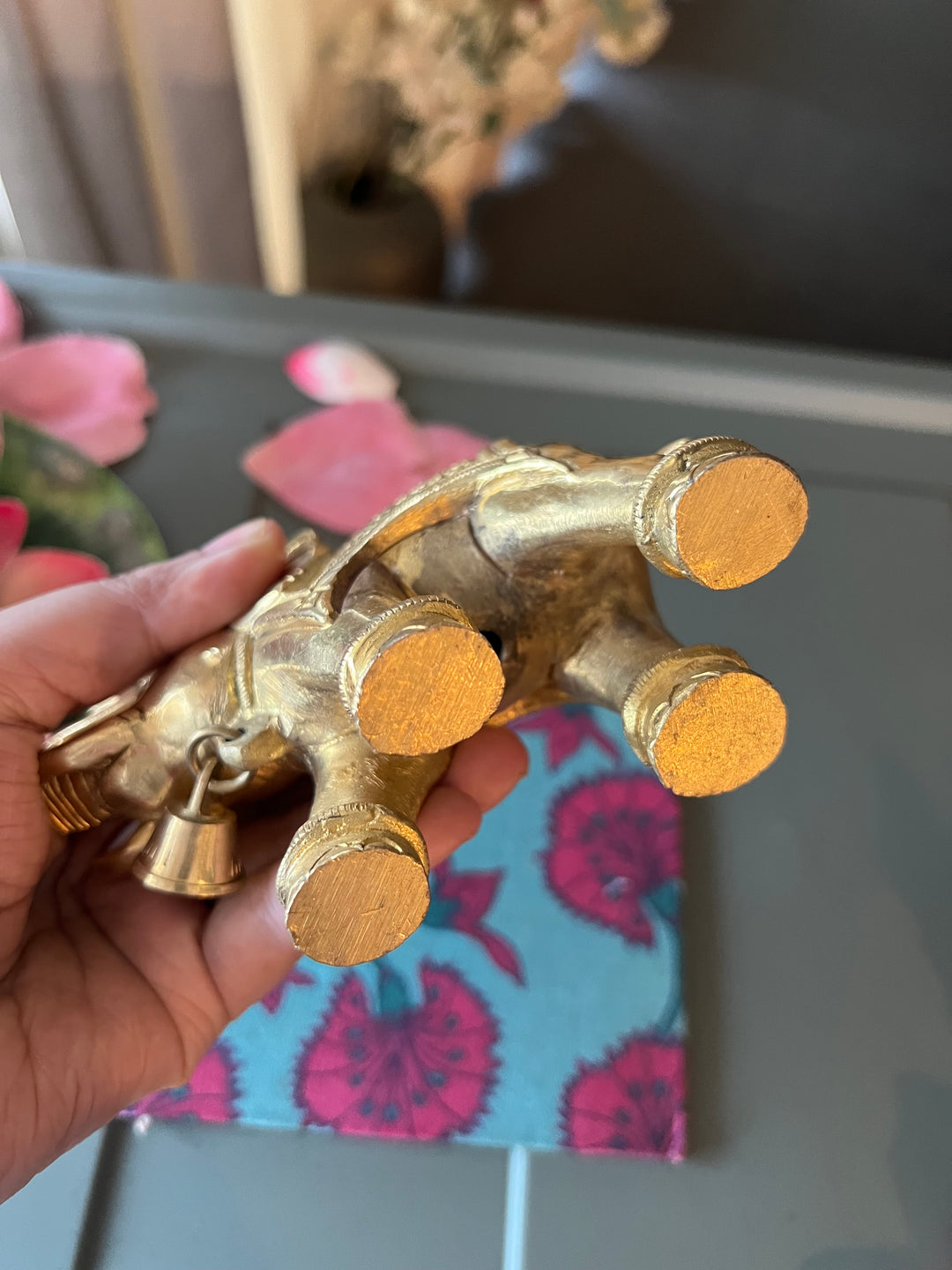 Antique Brass Elephant: Majestic Elegance