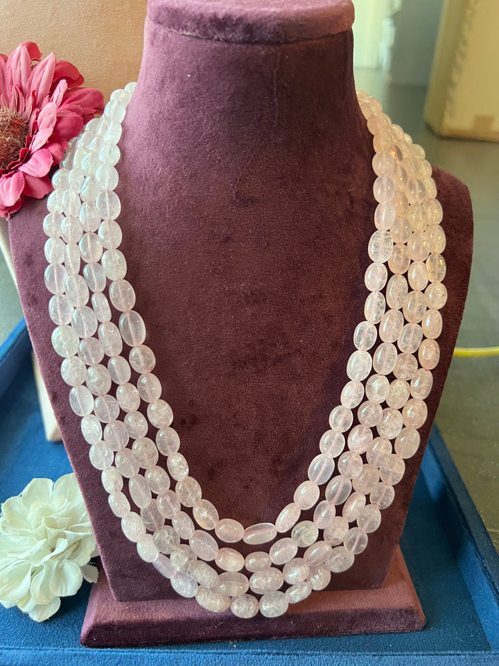 Handcrafted Rose Quartz Necklace: Elegance and Love