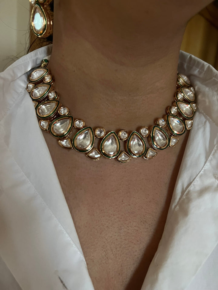 Timeless Kundan Necklace with Statement Earrings