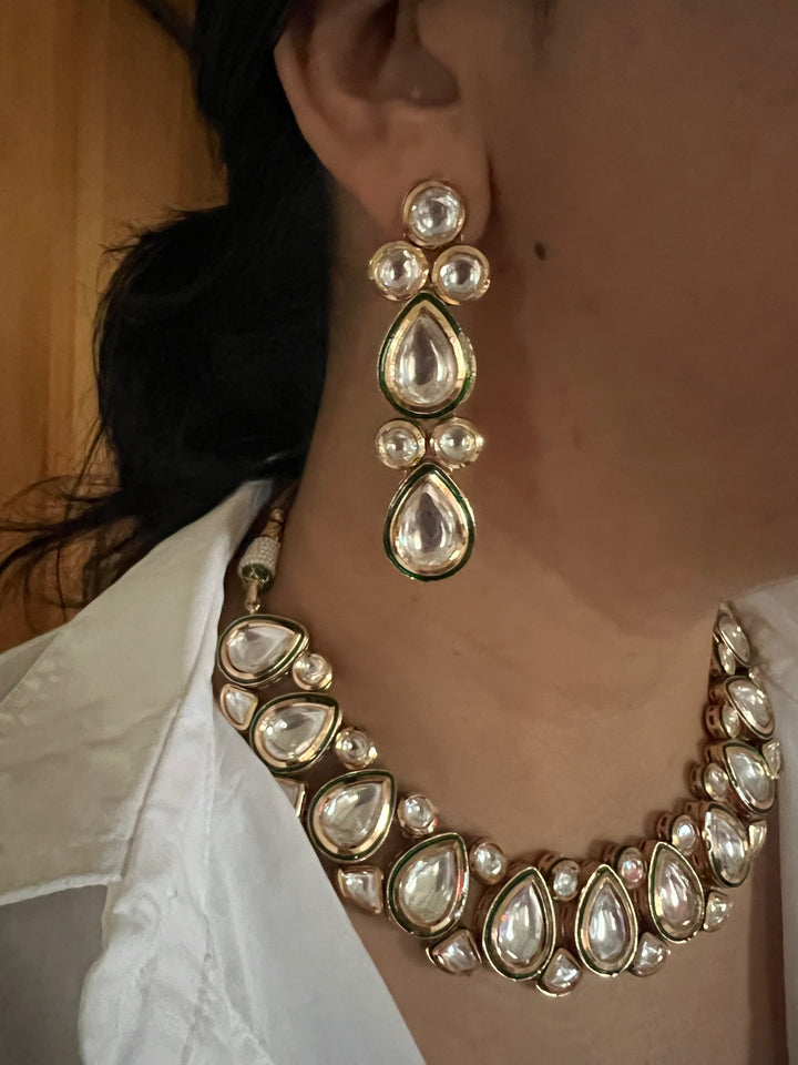 Timeless Kundan Necklace with Statement Earrings