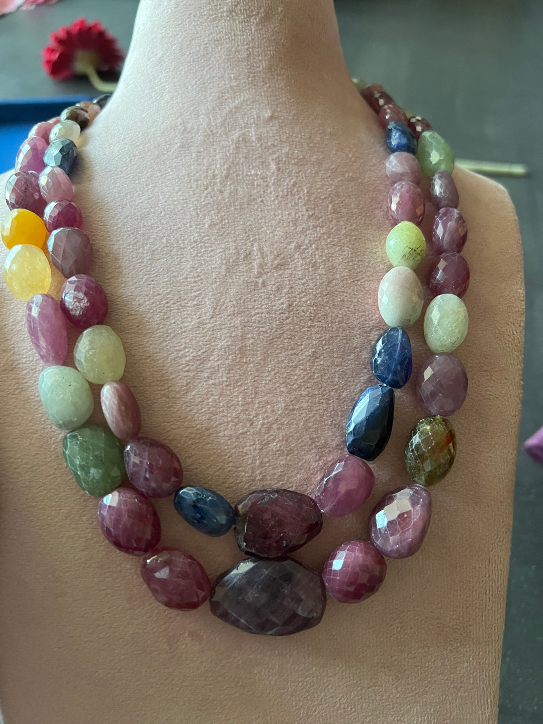 Handcrafted Multicolored Gemstone Necklace: A Tapestry of Elegance