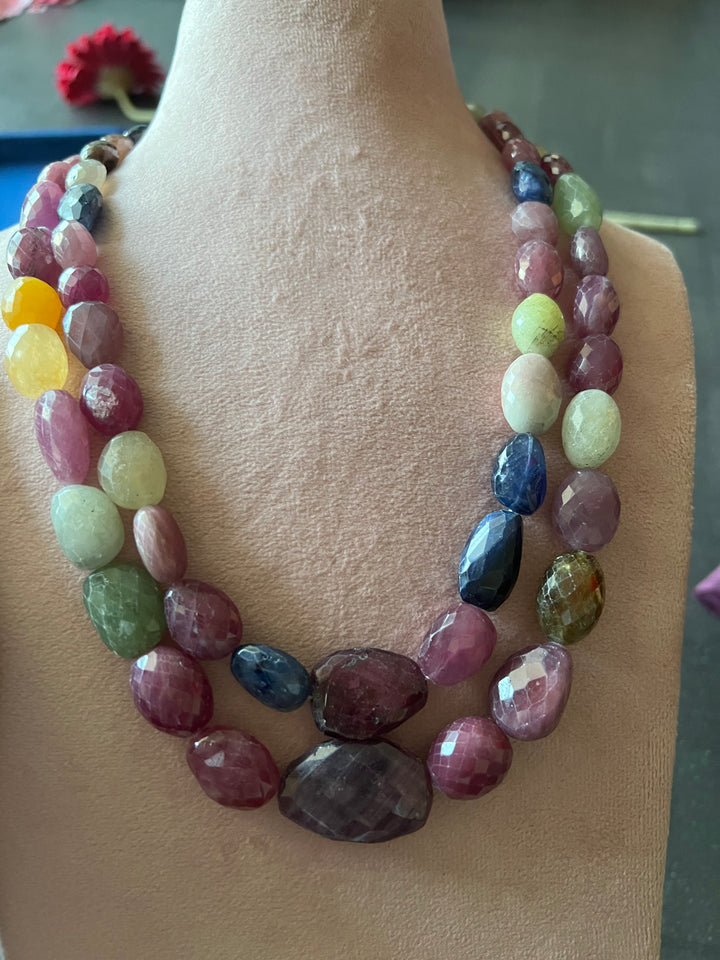 Handcrafted Multicolored Gemstone Necklace: A Tapestry of Elegance