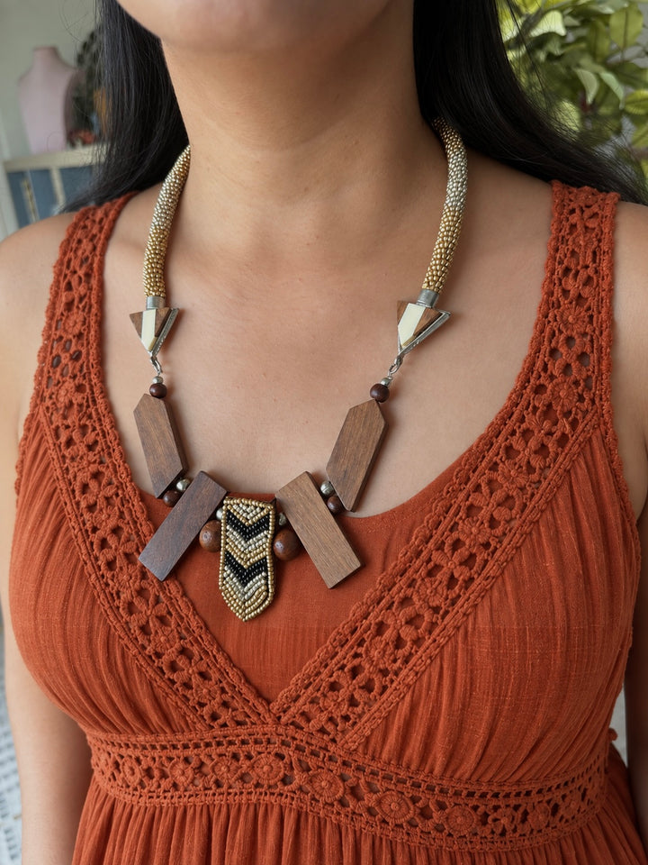 Wooden Bead Geometric Pendant Necklace