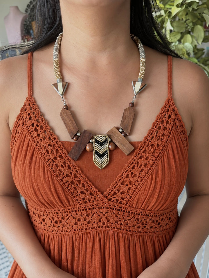Wooden Bead Geometric Pendant Necklace