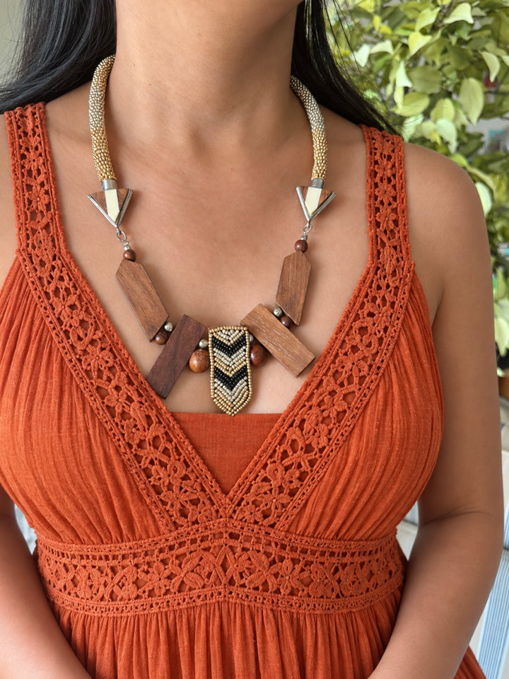 Wooden Bead Geometric Pendant Necklace