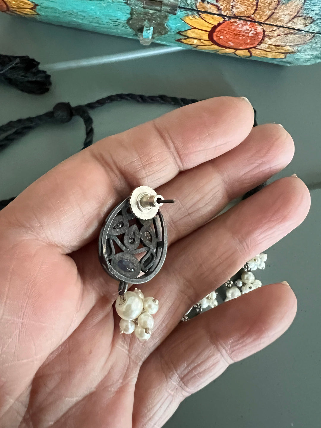 Beautiful Monalisa Choker with Statement Earrings