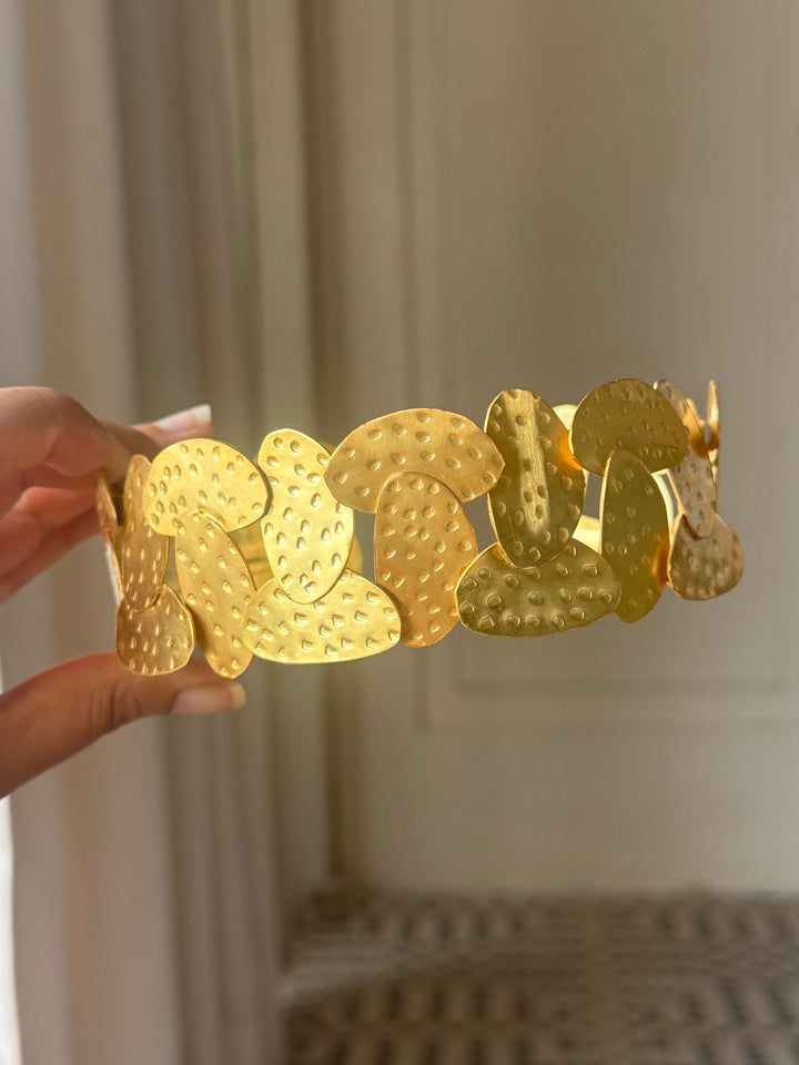 Asymmetric Hammered Gold-Tone Choker Necklace