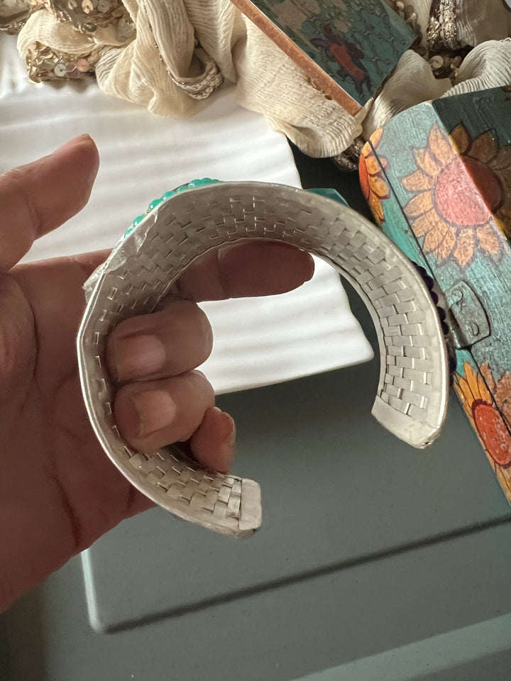 Exquisite Cuff - Unparalleled Quality and Style