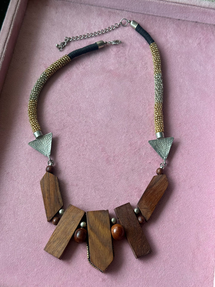 Wooden Bead Geometric Pendant Necklace