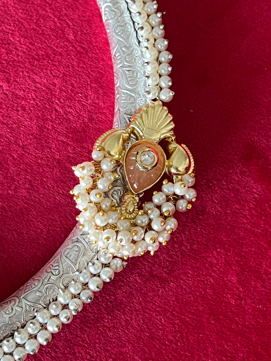 Chic Designer Fusion Hasli Necklace