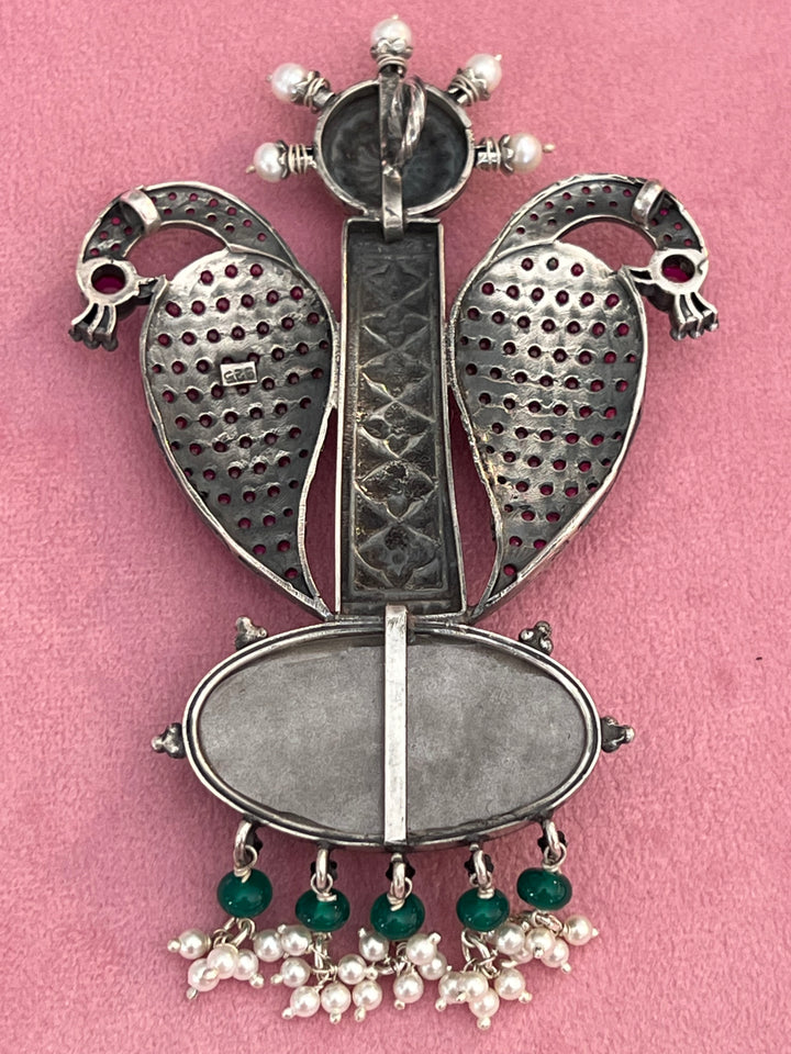 Exquisite Handcrafted Fusion Pendant: Unique Artistry