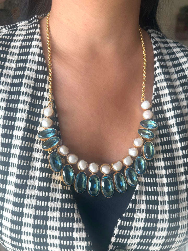 Statement Crystal and Pearls Necklace