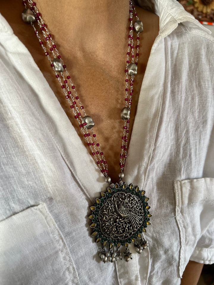 Exquisite Pendant Necklace Set - A Masterpiece of Elegance