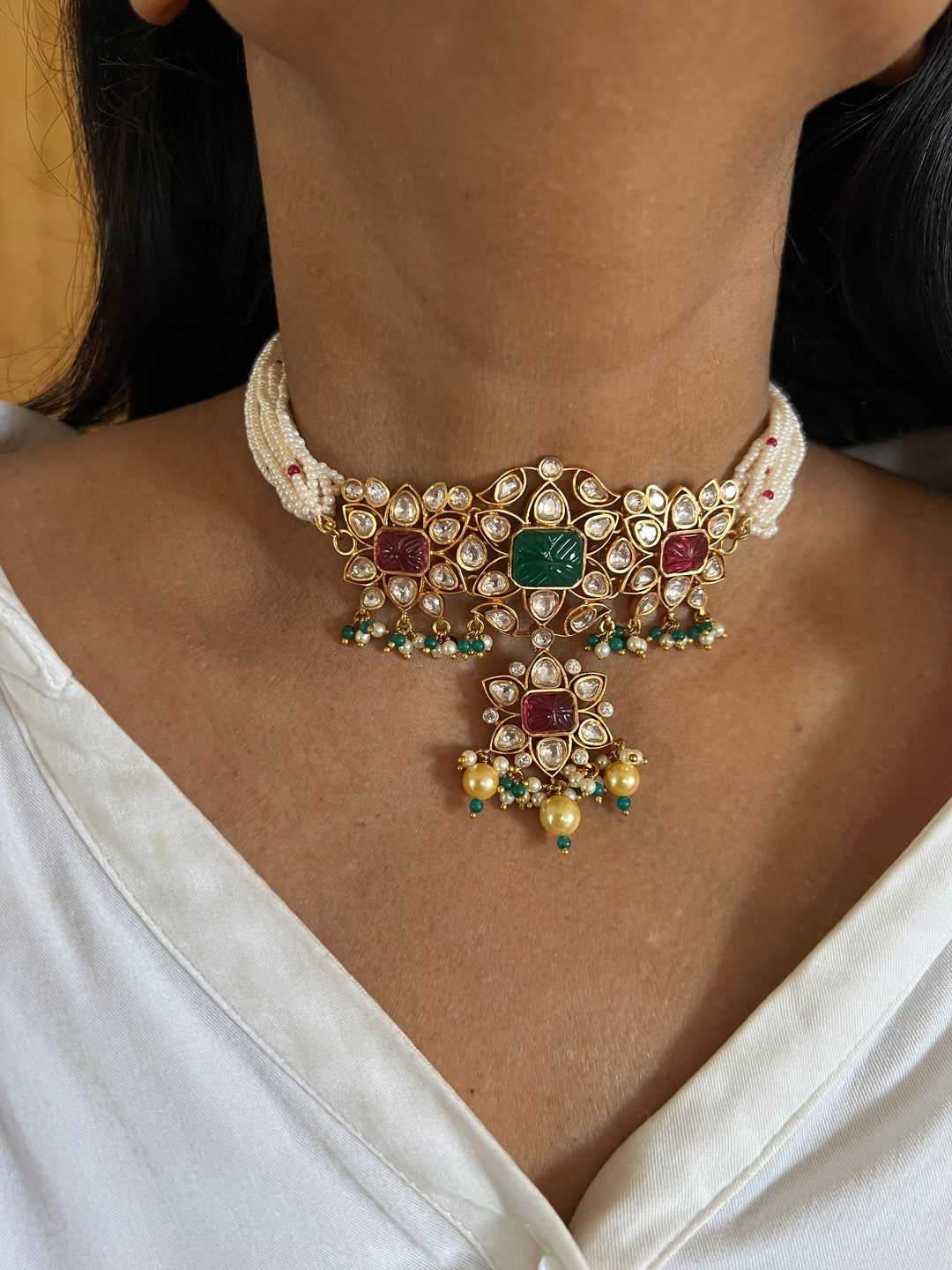 Beautiful Pachi Kundan Choker with Earrings