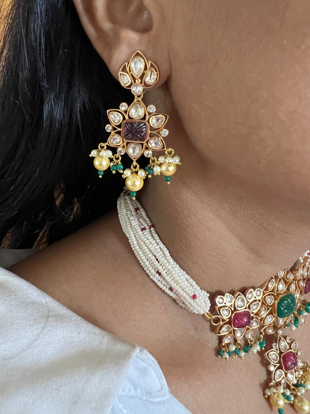 Beautiful Pachi Kundan Choker with Earrings