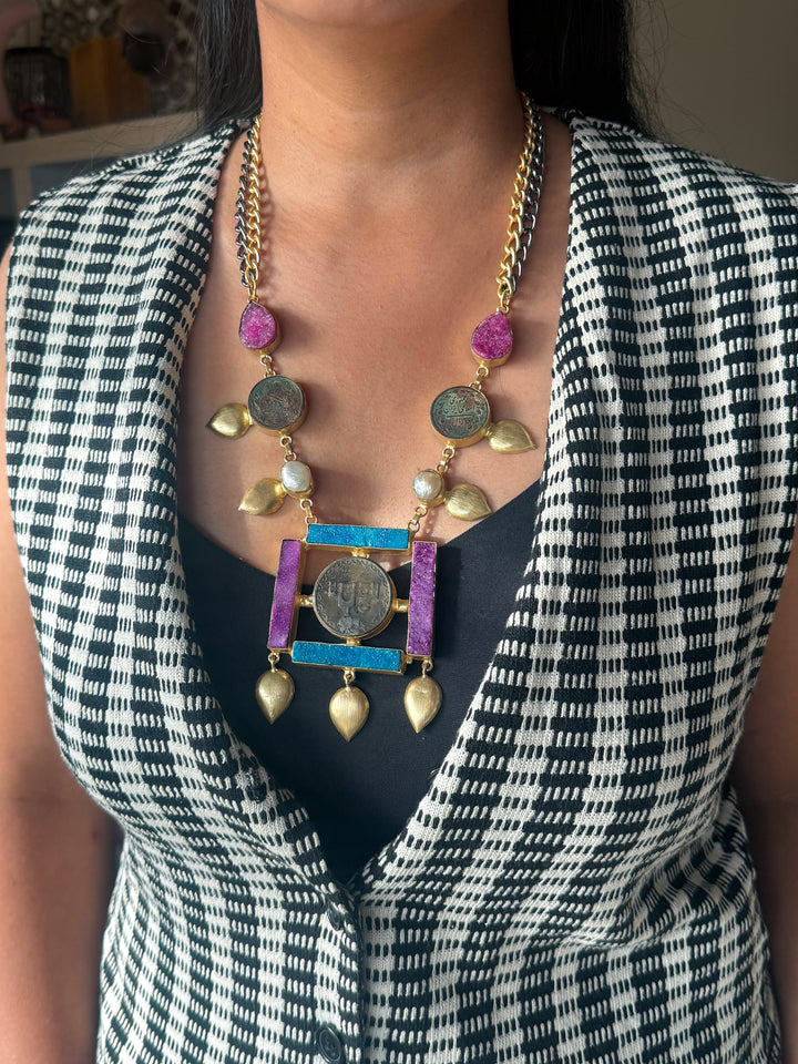 Vintage Stones Necklace