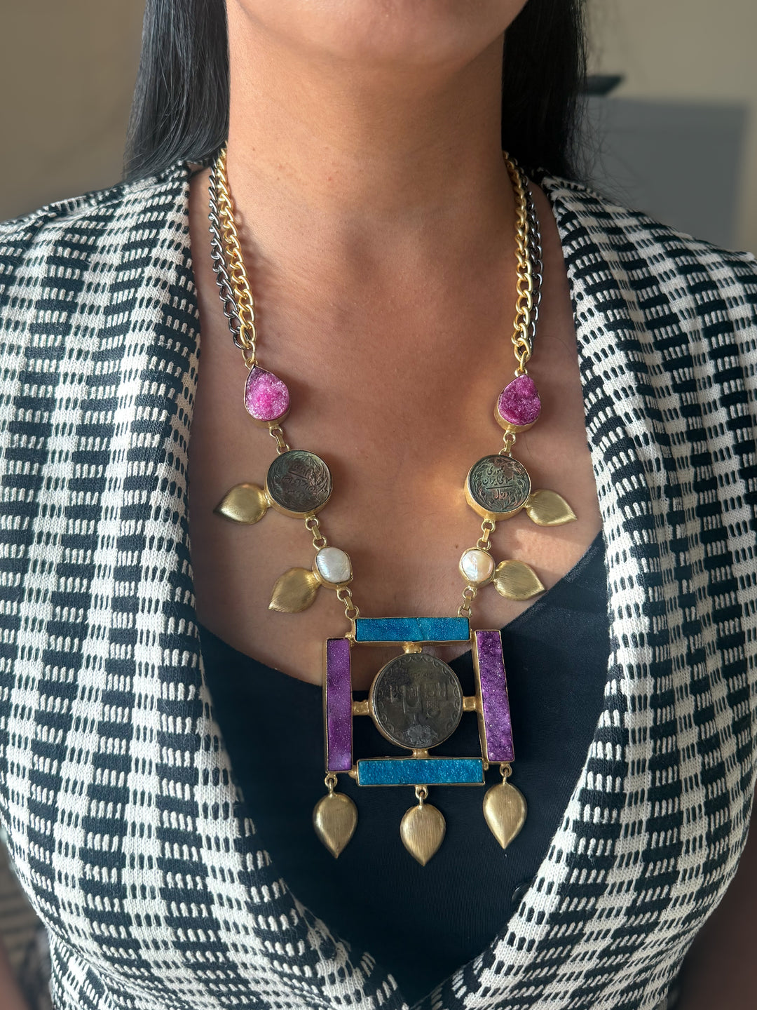 Vintage Stones Necklace