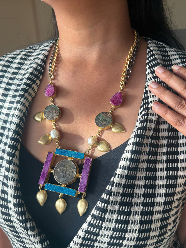 Vintage Stones Necklace