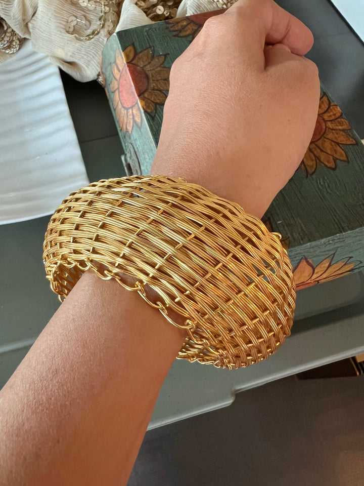 Asymmetric Brass Kada - Unparalleled Quality and Style