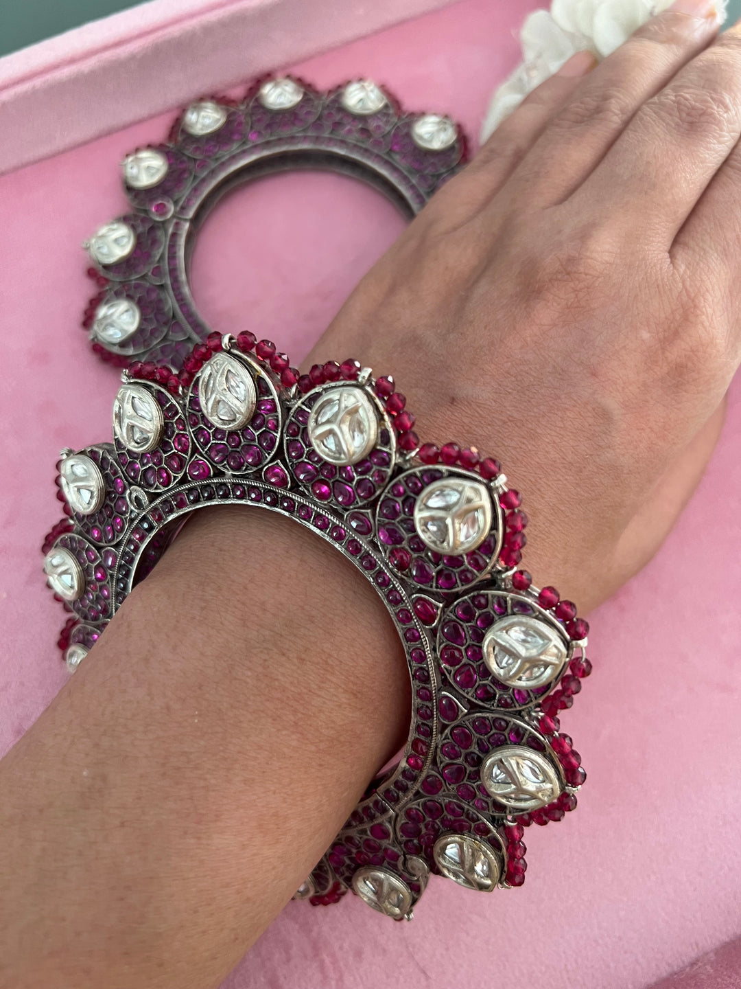 Exquisite Kada Set - Unparalleled Quality and Craftsmanship