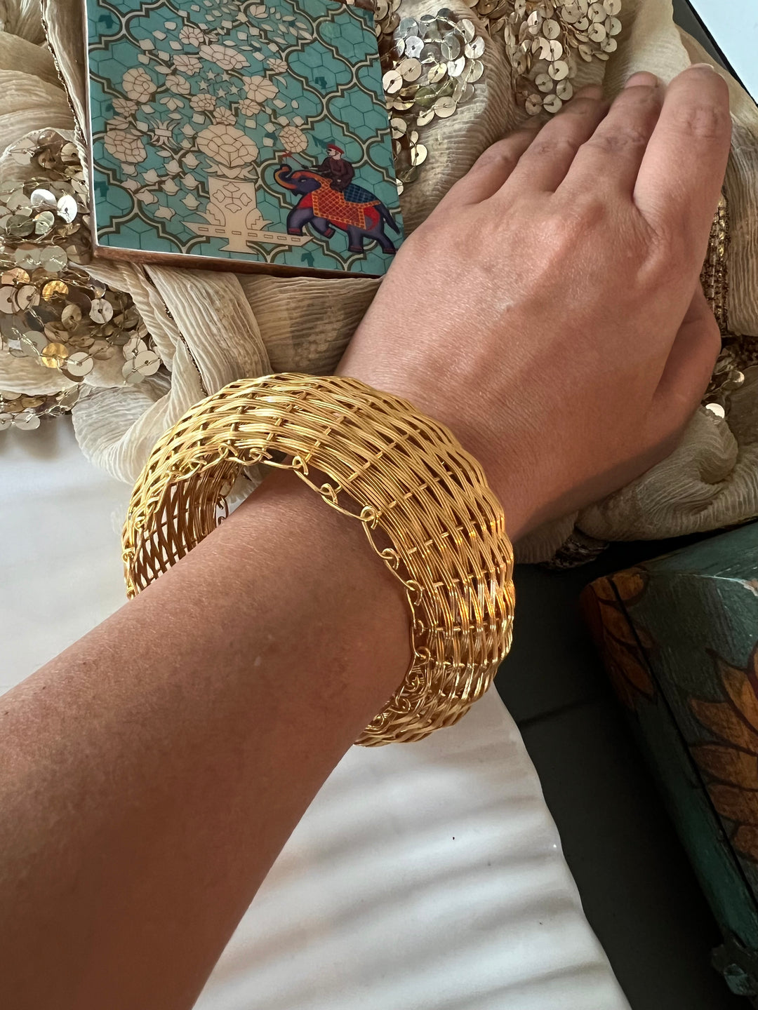 Asymmetric Brass Kada - Unparalleled Quality and Style