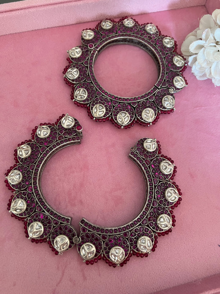 Exquisite Kada Set - Unparalleled Quality and Craftsmanship