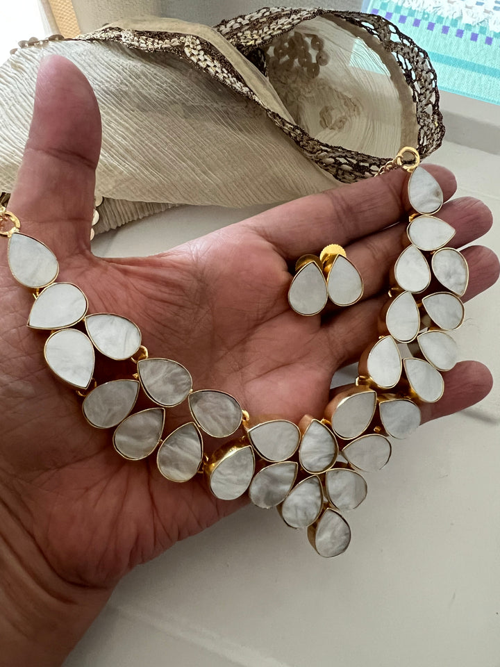 Elegant Necklace Set - Unmatched Quality and Style