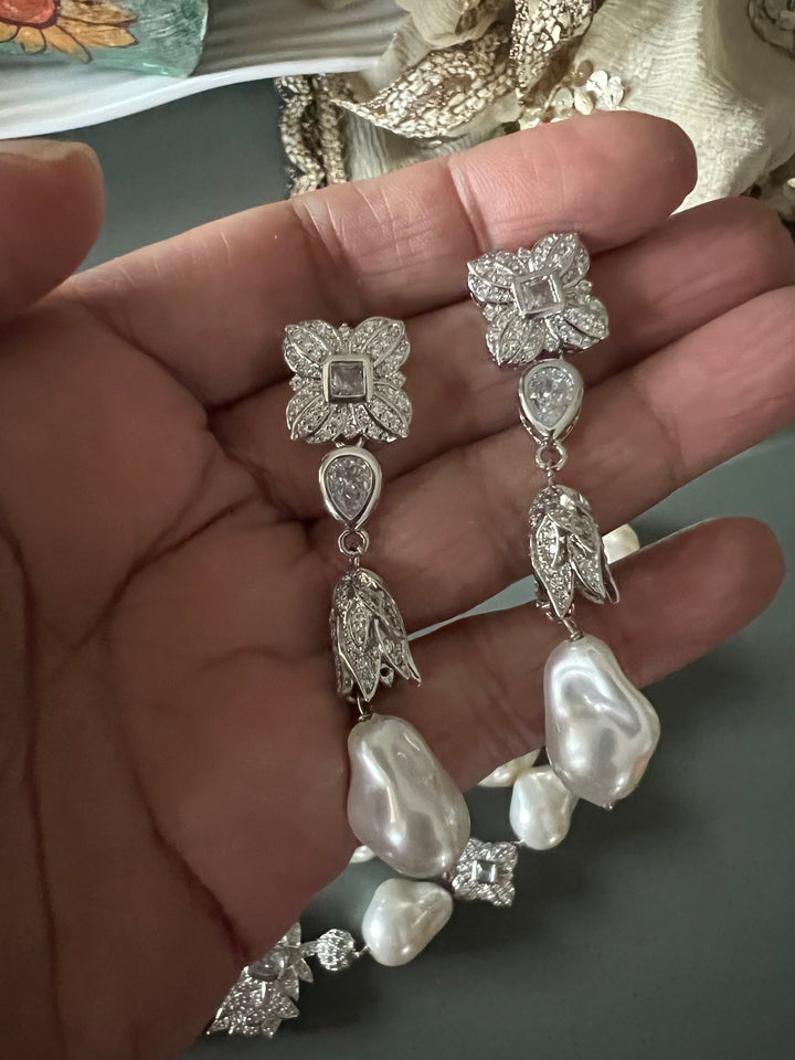 Elegant Necklace Set - Unmatched Quality and Style