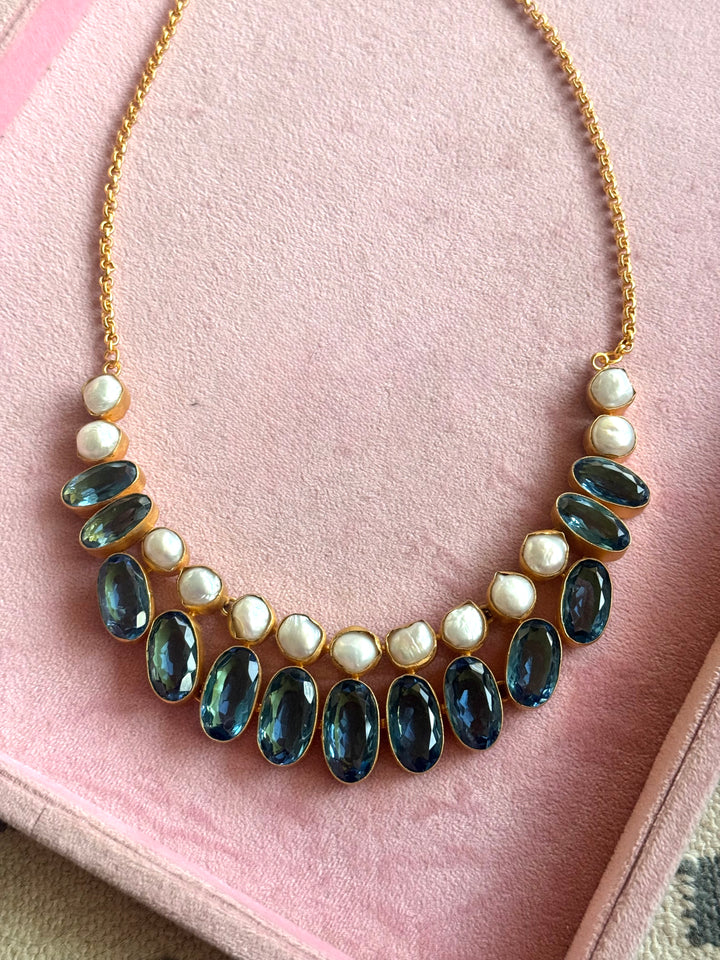 Statement Crystal and Pearls Necklace