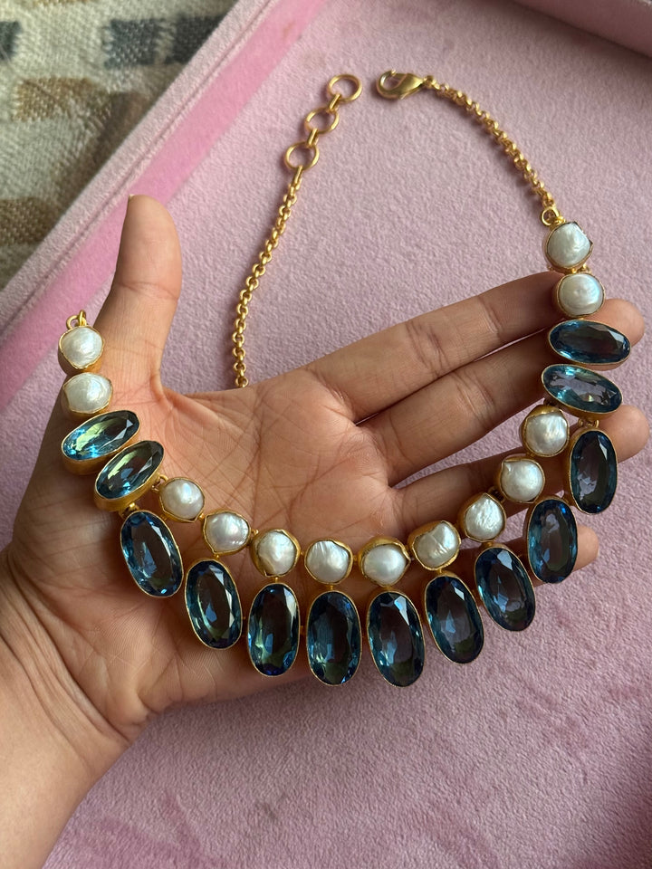 Statement Crystal and Pearls Necklace