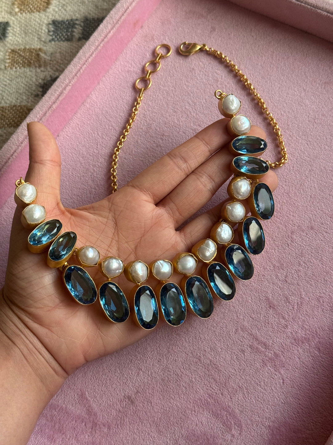 Statement Crystal and Pearls Necklace