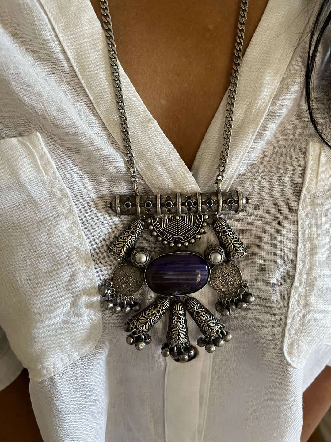 Handmade Antique Brass Stone Necklace - Casual Elegance with a Vintage Twist