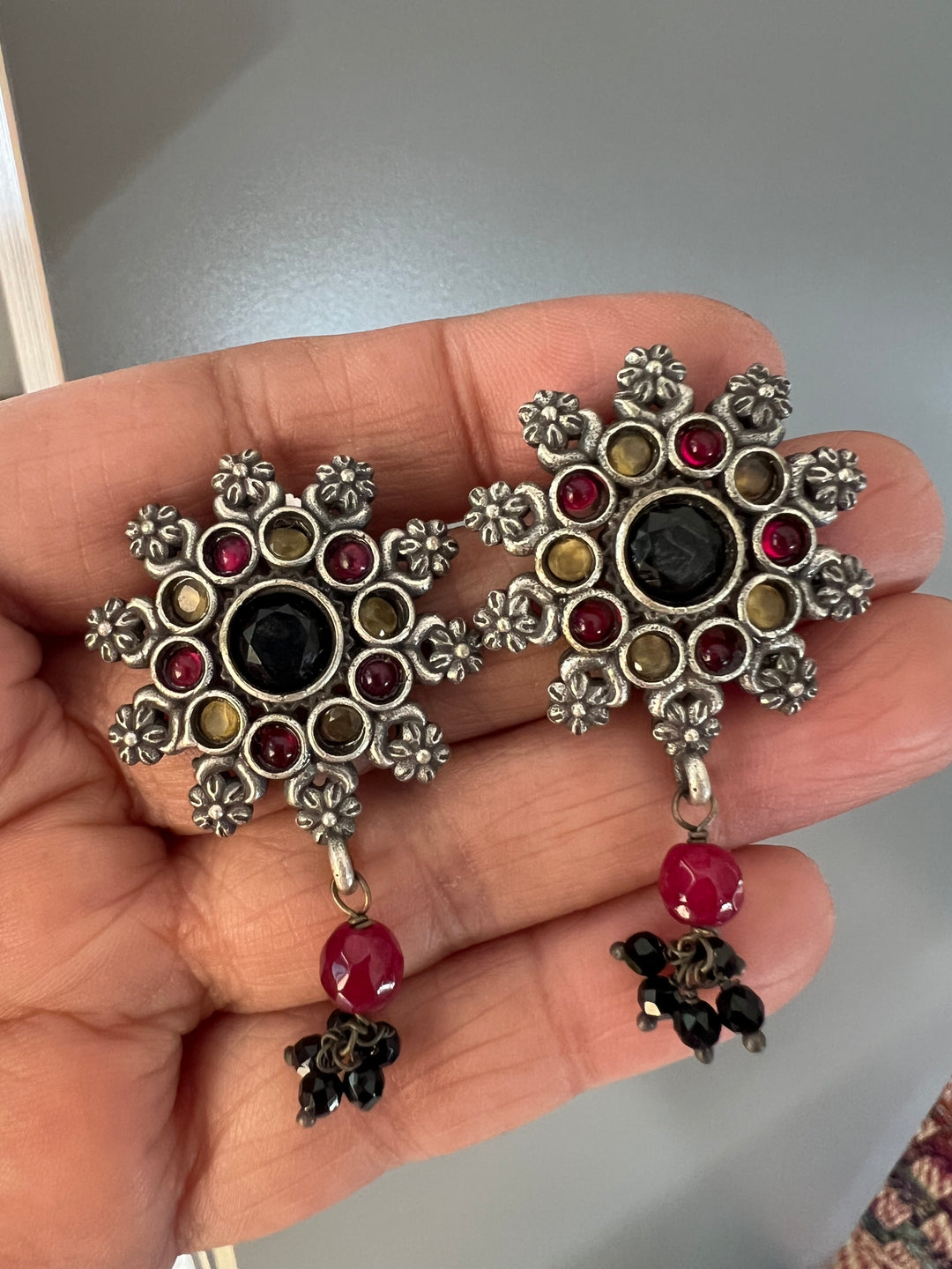 Vintage Artistic Choker with Statement Earrings