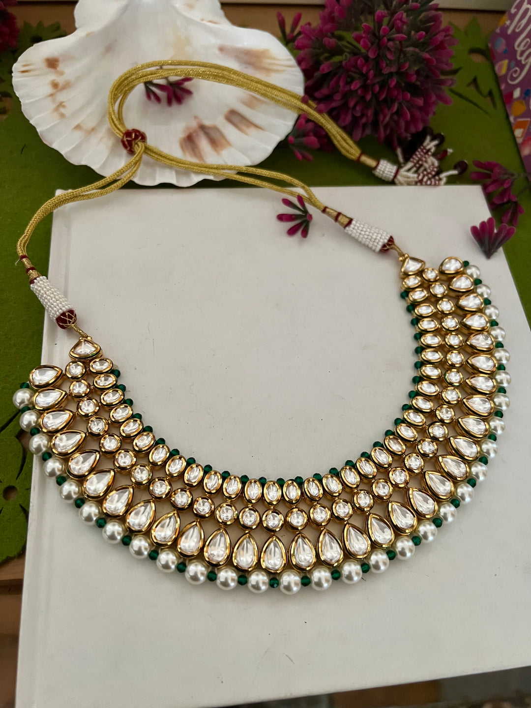 Bikaneri Kundan Necklace with Earrings and Maangtikka