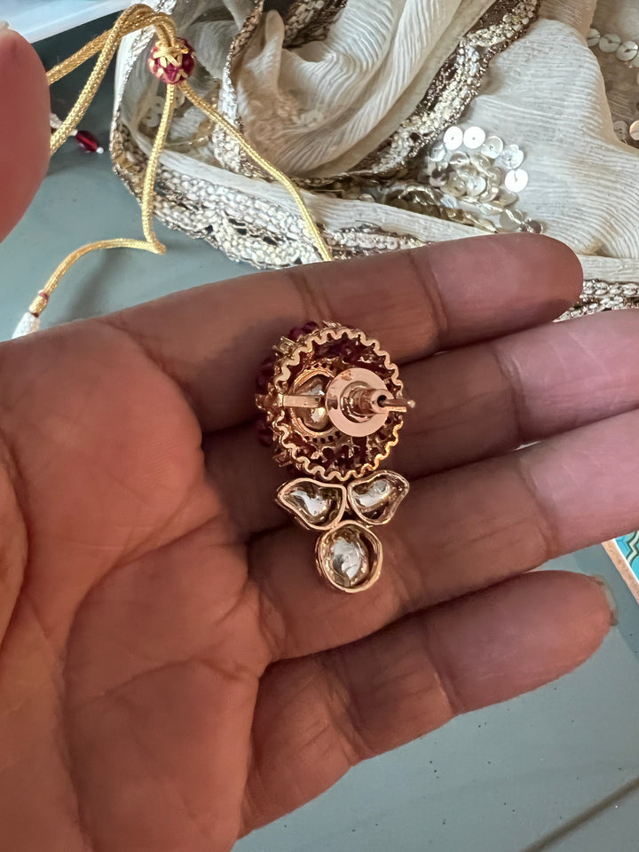 Timeless Kundan Necklace with Statement Earrings