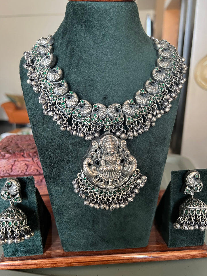 Elegant Collar Necklace Set - Unmatched Quality and Style