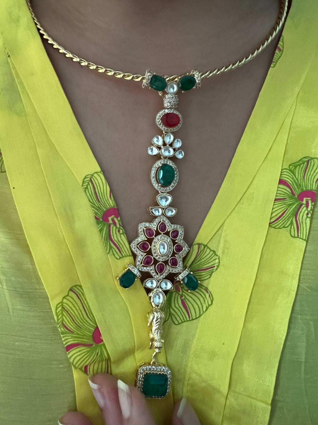 Elegant Hasli Necklace Set - Unmatched Quality and Style