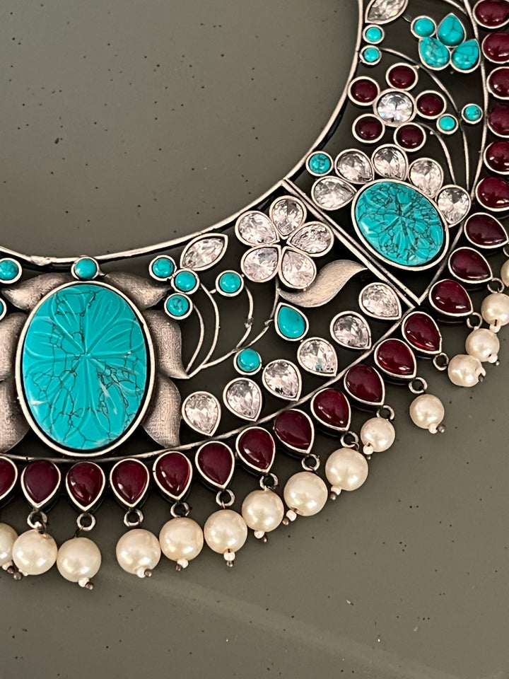 Elegant Necklace with Earrings