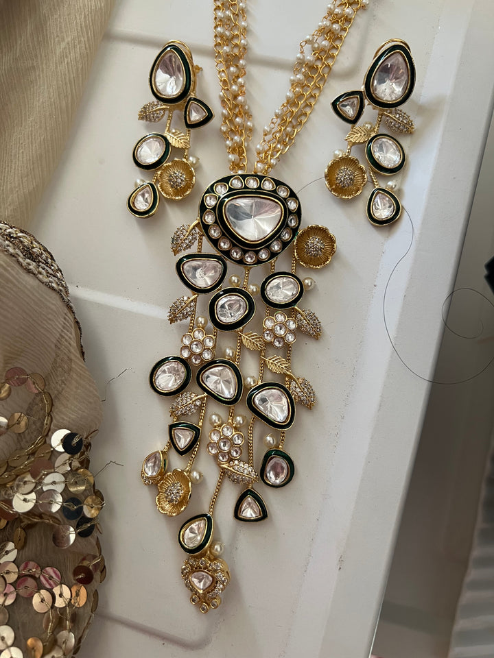 Elegant Necklace Set - Unmatched Quality and Style