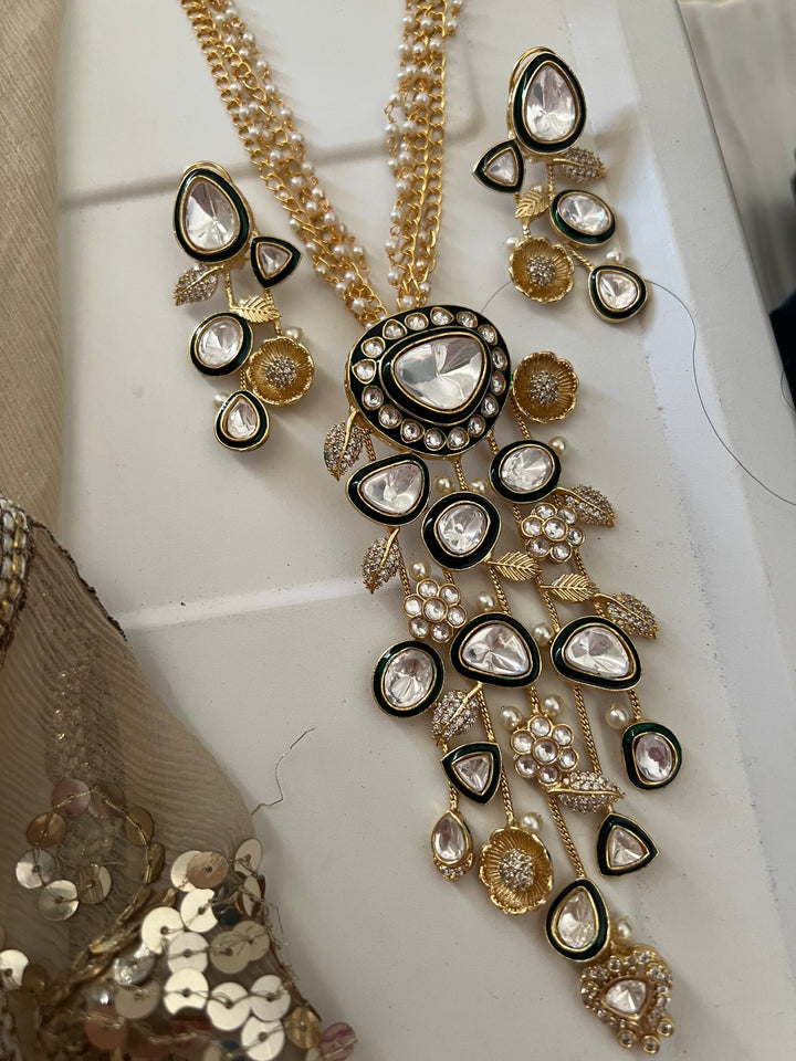 Elegant Necklace Set - Unmatched Quality and Style