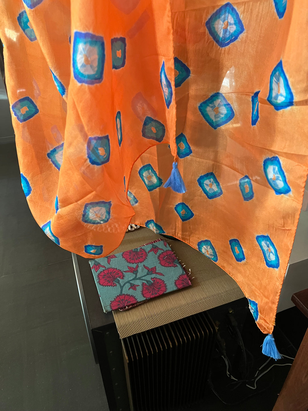 Handmade Silk Bandhej Print Stole