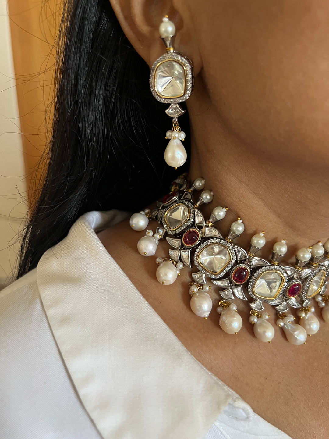 Victorian Stone Choker with Statement Earrings and Maangtikka