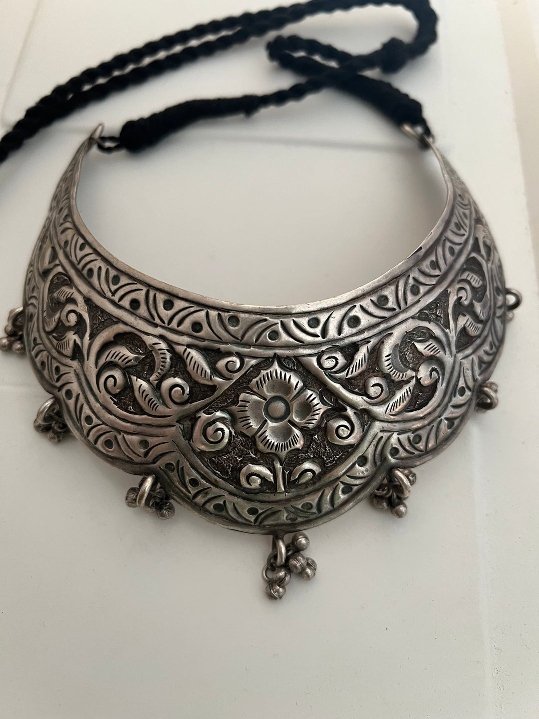 Exquisite Brass Necklace - Premium Quality Craftsmanship